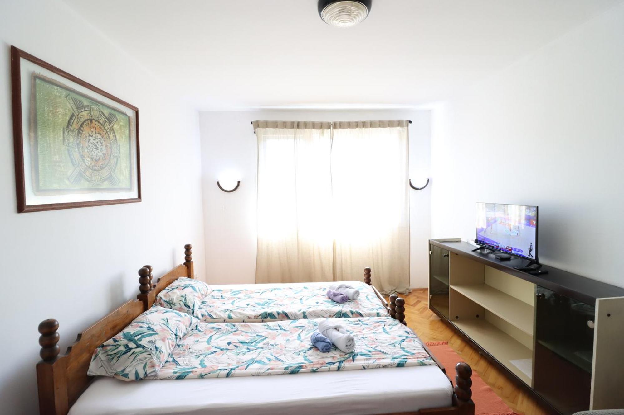 Faris Appartement Donji Milanovac Buitenkant foto