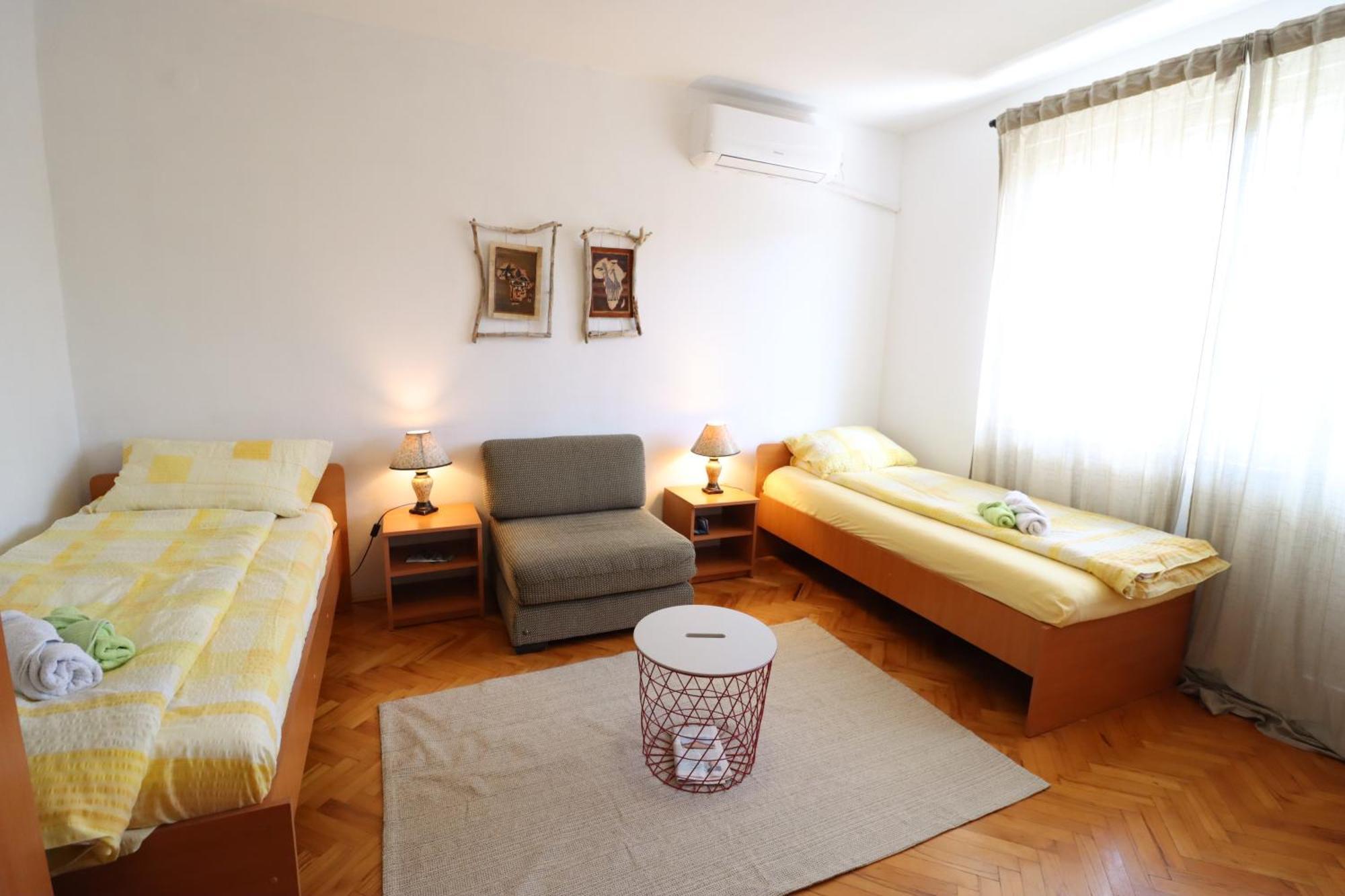 Faris Appartement Donji Milanovac Buitenkant foto