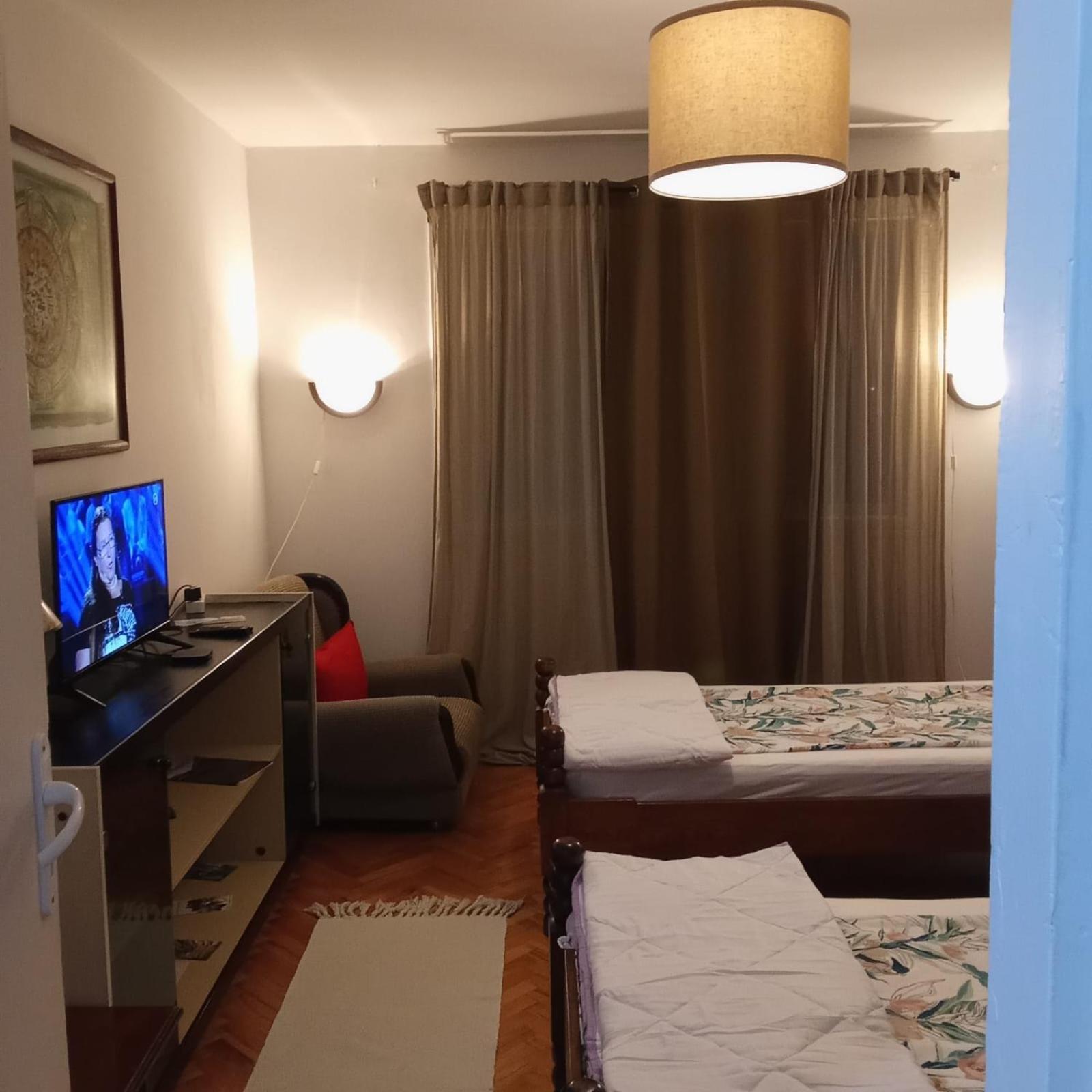 Faris Appartement Donji Milanovac Buitenkant foto